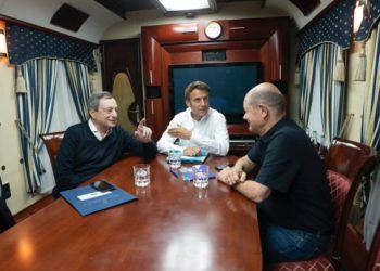 Macron, Scholz and Draghi Arrive in Kyiv for Historic Visit