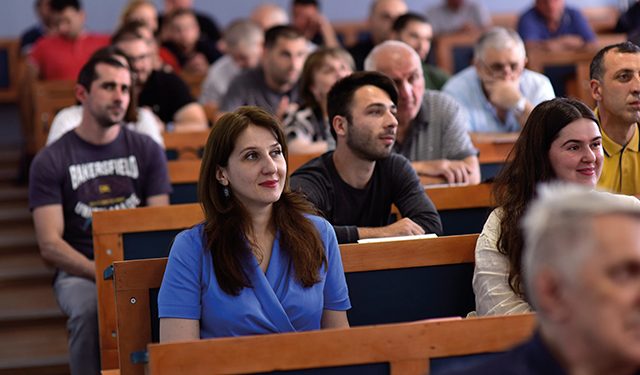 The professionals were trained in a certification program supported by UNDP and the Georgian Refrigerant Recovery, Recycling and Reclamation Center. By Gela Bedianashvili/UNDP