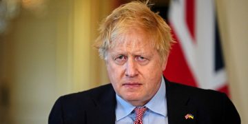 Boris Johnson Confirms Meetings with Russian Oligarch to Members of Parliament