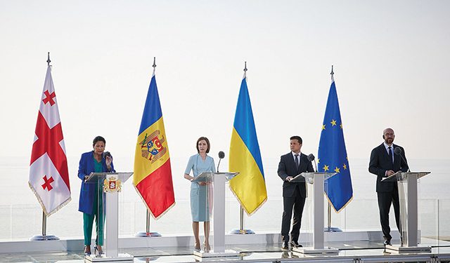 The presidents of Georgia, Moldova, Ukraine with the president of the European Council at the Batumi International Conference in July 2021. Source: Presidential administration of Ukraine wikimedia.org