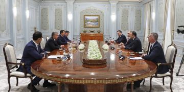 PM Meets President of Republic of Uzbekistan, Discusses Potential Cooperation Between Two Countries