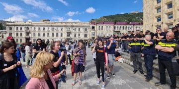 Part of ‘Home To Europe’ Rally Participants Remain Outside Gov’t Administration