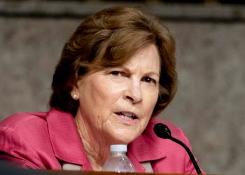 US Senator: Help Us So That We Can Help You To Get EU Candidacy in December