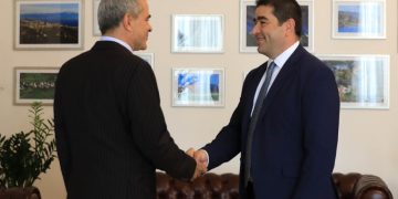 Ambassador of Republic of Bulgaria Expresses his Support for Georgia on Path of European Integration during Meeting with Papuashvili