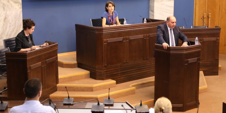 EU Integration Committee Approves Bill on Public Procurements