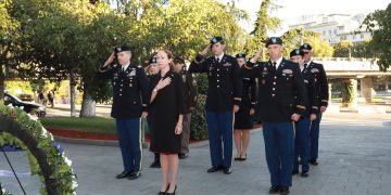 Kelly Degnan Pays Tribute to Memory of those who Perished during War in Abkhazia