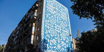 Tbilisi Mural Fest 2022 Street Art by Tina Chertova on 12 Bakhtrioni St. Photo by Tiku Kobiashvili