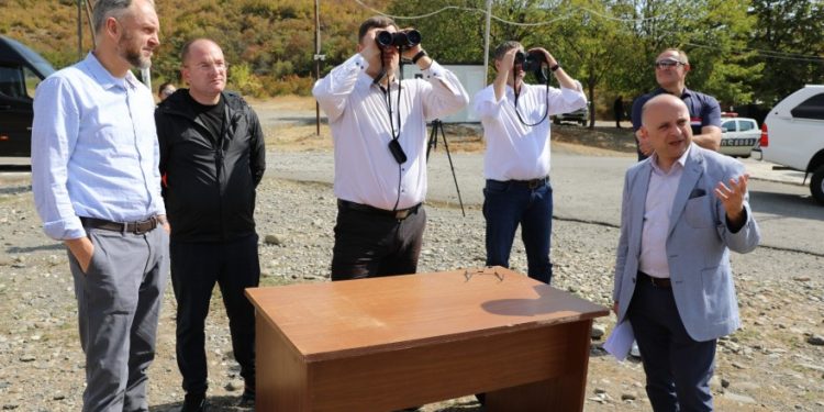 Parliamentary Delegation of Lithuania Visits Occupation Line