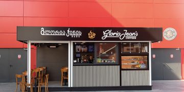 Gloria Jean’s Coffees Serves Highest Quality Coffee in Vibrant Store Atmosphere
