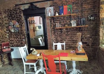 Helena’s Place, Where East Met West – An Airbnb Story