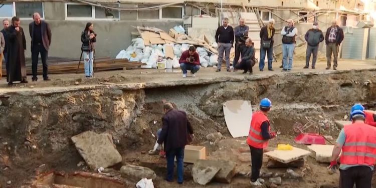 Ancient Armenian Tombs Discovered in the Yard of the Ministry of Culture