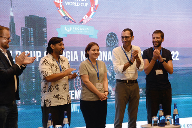 International judges granted a spot in the Startup World Cup semi-finals in Silicon Valley to Theneo, a company which explores ways of generating high-quality, interactive API docs. Source: UNDP