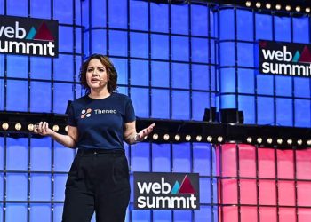Georgian Startup Theneo Wins the Web Summit Pitch Competition