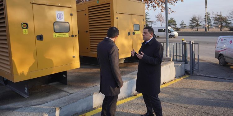 Georgia Sends 25 High-power Generators to Ukraine