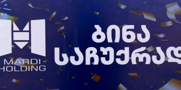 A New Year’s Gift – Mardi Holding Gives Apartments to 6 Loyal Employees