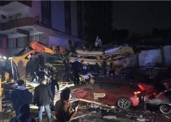 Huge earthquake in south-east Turkey kills more than 100