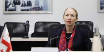 Kelly Degnan: The draft law on agents of foreign influence is Russia law