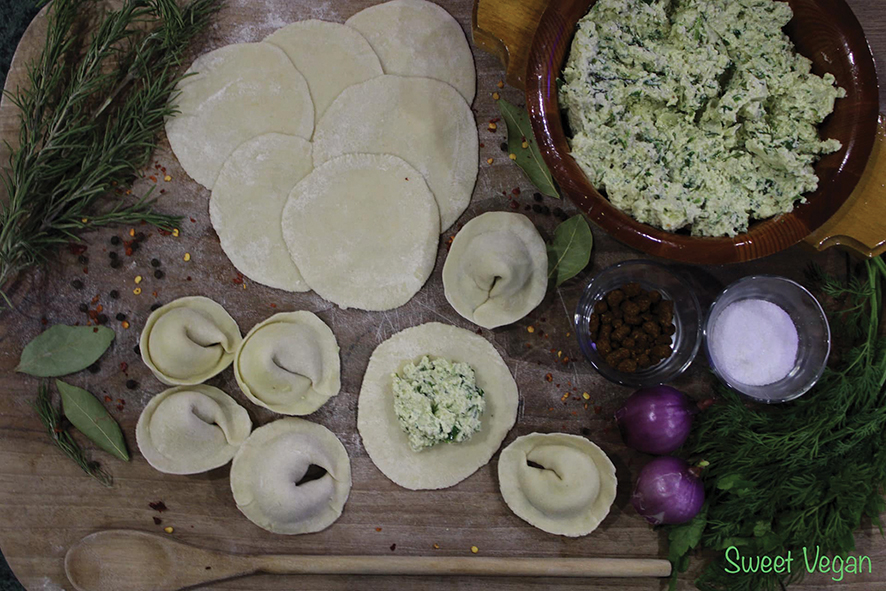 Tofu pelmeni