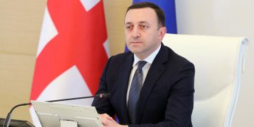 PM vows to keep all of Republican Hospital staff