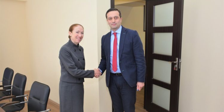 Kelly Degnan meets Ombudsman, expresses her support for protection of human rights