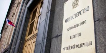 Russia advises its citizens to refrain from traveling to Georgia