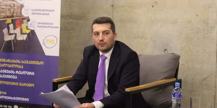 Deputy Ambassador of Italy Discusses the role of communication in diplomacy with Alterbridge students