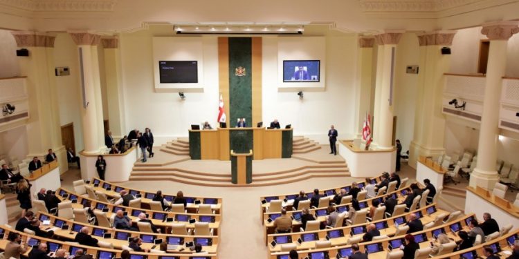 Draft resolution on set-up of interim fact-finding commission into corruption in judicial system fails to meet quorum criteria