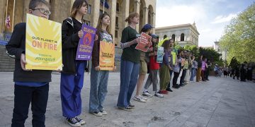Plant Based Treaty-Georgia and Vegan Georgia with a message to fight climate change through diet, April 22. Photo by Виталий Малышев/Paper Kartuli