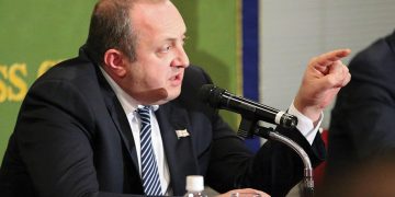 President Giorgi Margvelashvili and Salome Zurabishvili. Image sources: Agenda.ge and IPN