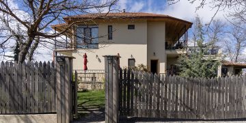 Craft Beer, Alazani Hills and Horses – A Stay at Lost Ridge Inn, the Warm, Beating Heart of Kakheti
