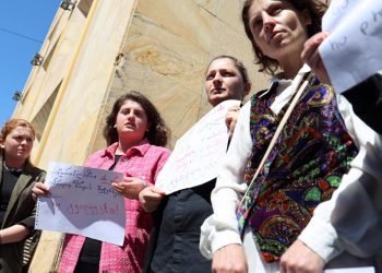 Parents of children with Achondroplasia demand appropriate medicines be imported & funded