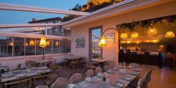 View & More – Gastronomic and Historical Guide for Tourists