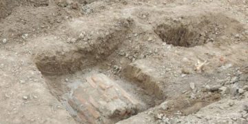Crypts discovered during Tsereteli Ave rehabilitation