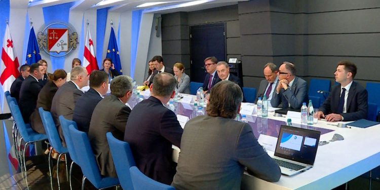 Finance Minister meets EU, US sanctions officials