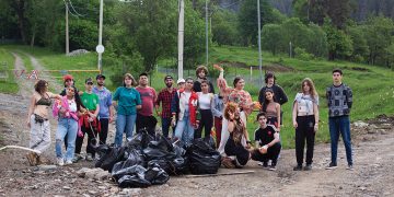 The Sadagi-organized clean-up in Bakuriani. Source: Sadagi