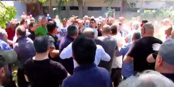 UNM Chairman, his fellow party members were verbally and physically confronted during the meeting in Sagarejo