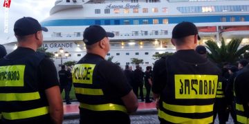 Protesters throw eggs, bottles at Astoria Grande cruise ship