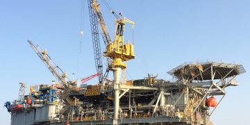 Fluctuations in International Energy Market – Oil and Natural Gas Prices Show Mixed Trends