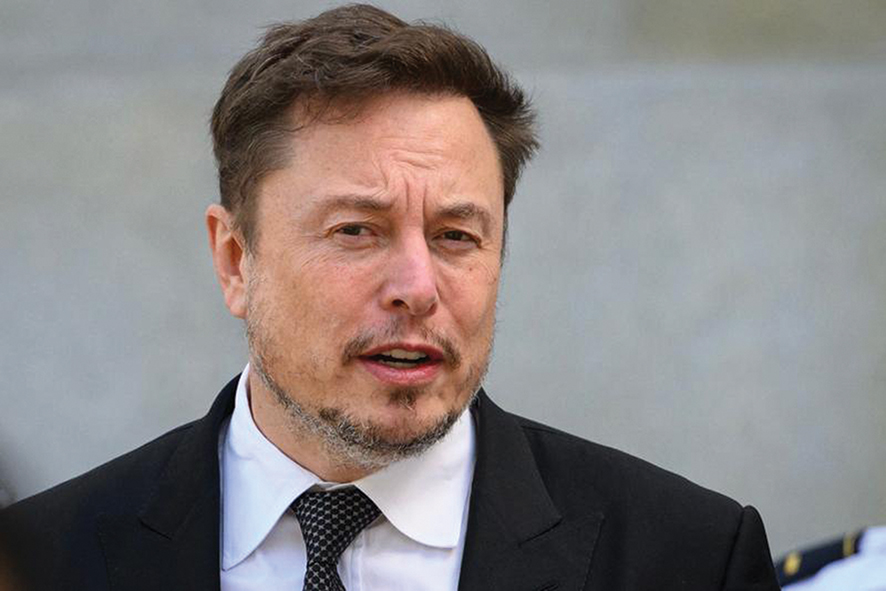 Elon Musk is a fascist who wants the degree of social control that Putin has, and he's jealous of him, Sweeney says. Photo by Mandel Ngan / AFP / Profimedia Images