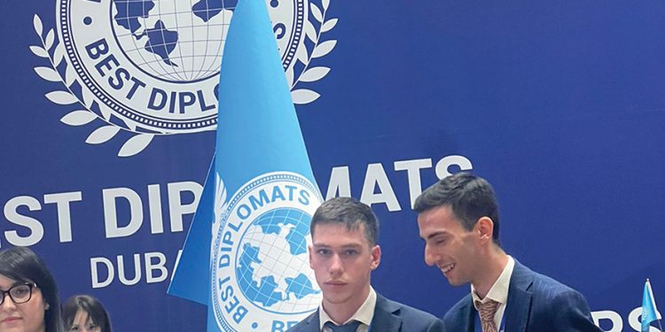 Renowned Musical ‘Chicago’ Hits the Stage in Tbilisi