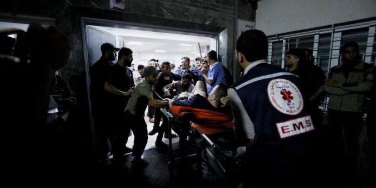 In deadly day for Gaza, hospital strike kills hundreds