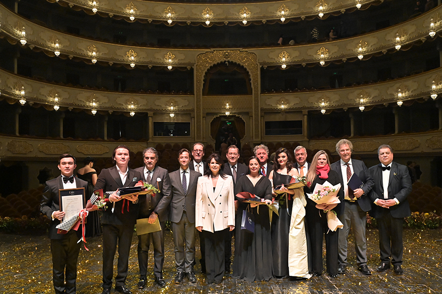 International voice. Opera Tbilisi. Астана опера. Астана опера с высоты фото.