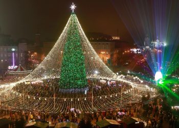 Ukraine Chooses to Celebrate Christmas on 25 December