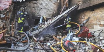 Aftermath of a Russian military strike in Kherson. Source: Reuters