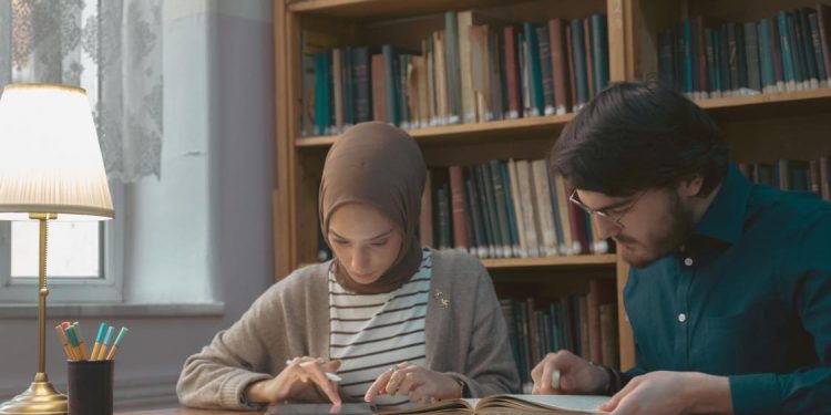 Understanding Georgian Authors and Their Influence on Students