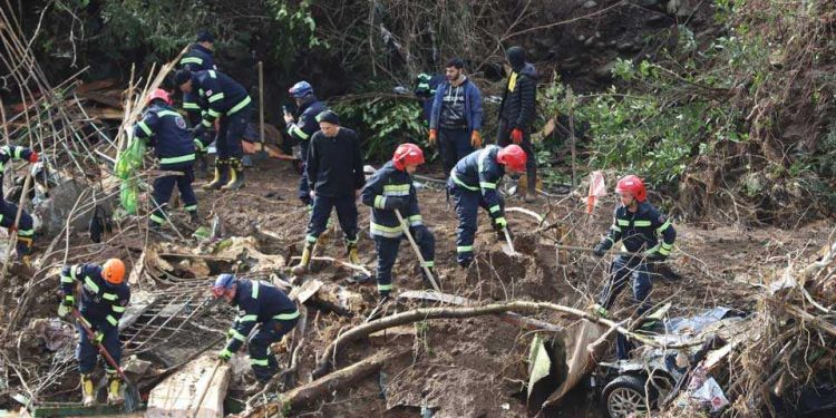 Baghdati Landslide kills 6