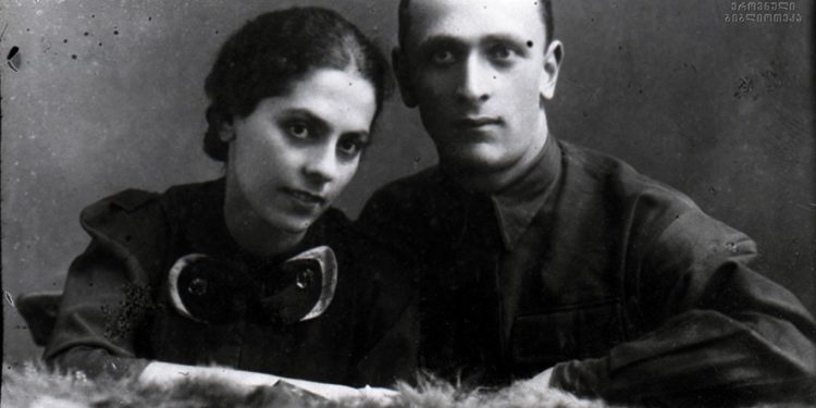 Lado Asatiani and his wife. Source: Iverieli