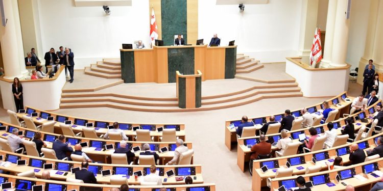 Parliament overrides President’s veto on Election Code amendments