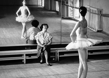 Nina Ananiashvili and her coach Raisa Struchkova, Bolshoi Ballet. Source: FB