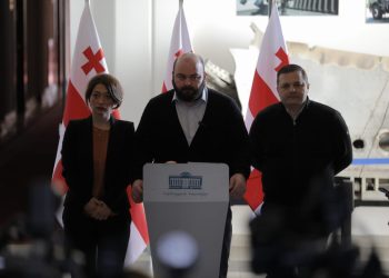 For Georgia calls on ‘Georgian Dream’ to withdraw the Russian law